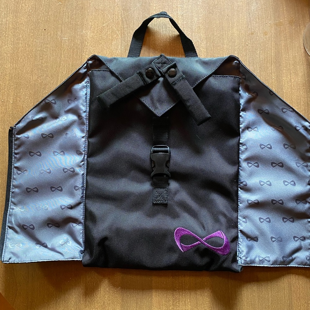 Nfinity black & purple Uniformer